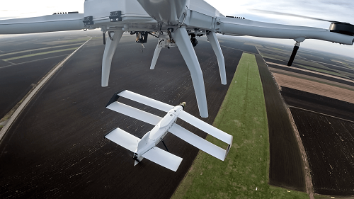 Fixed-wing kamikaze drone armed with an Aerial Bomb 81 mm.