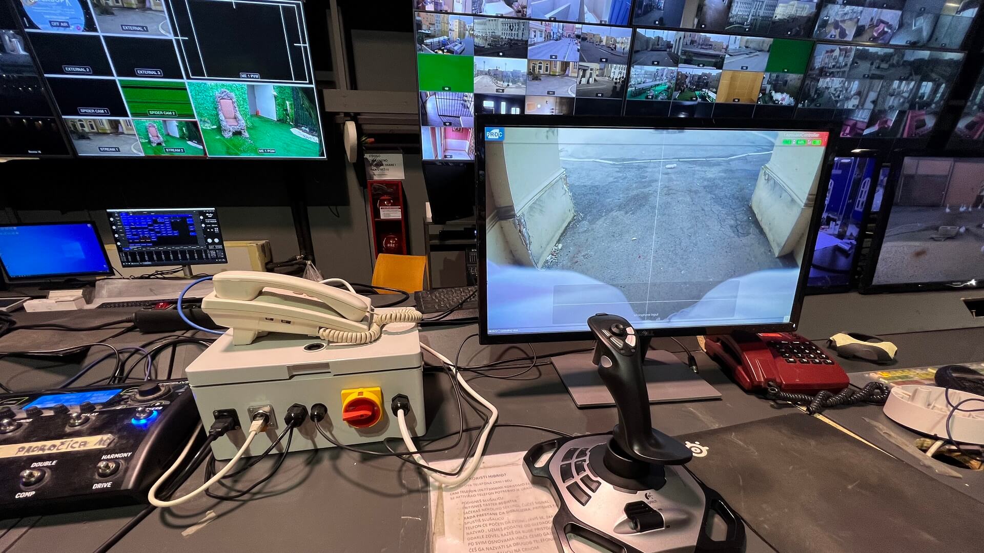 PR-DC Robots and Gadgets